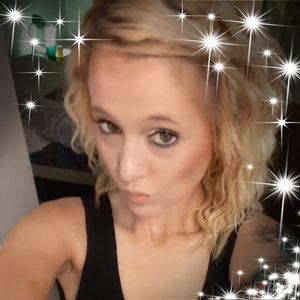 Meet your Posher, Lindsey